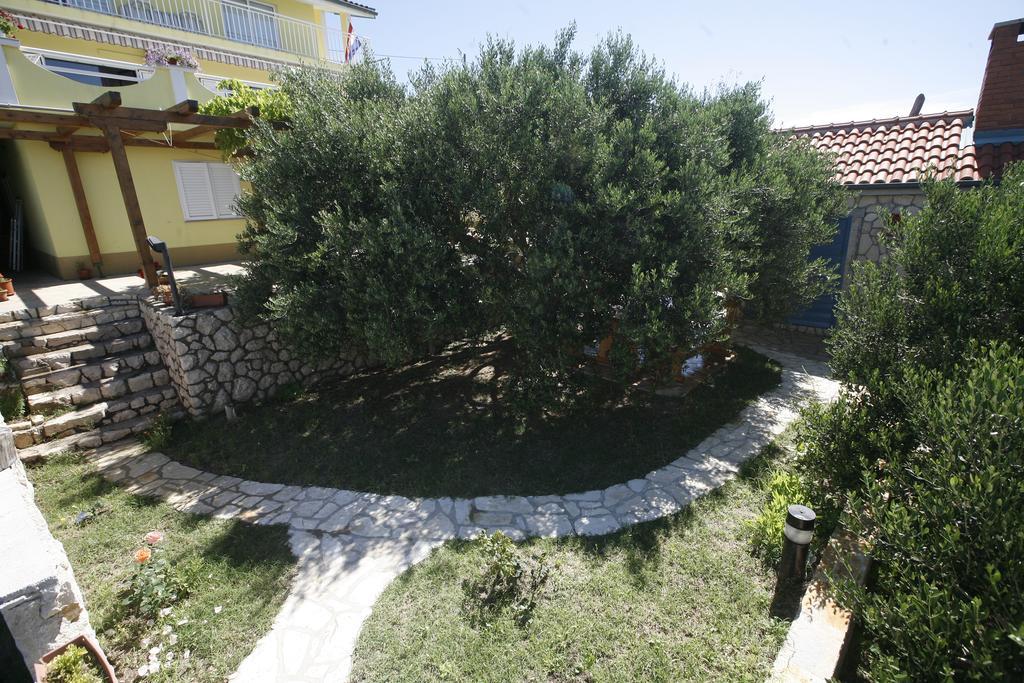 Apartments Roza Miškovići Extérieur photo