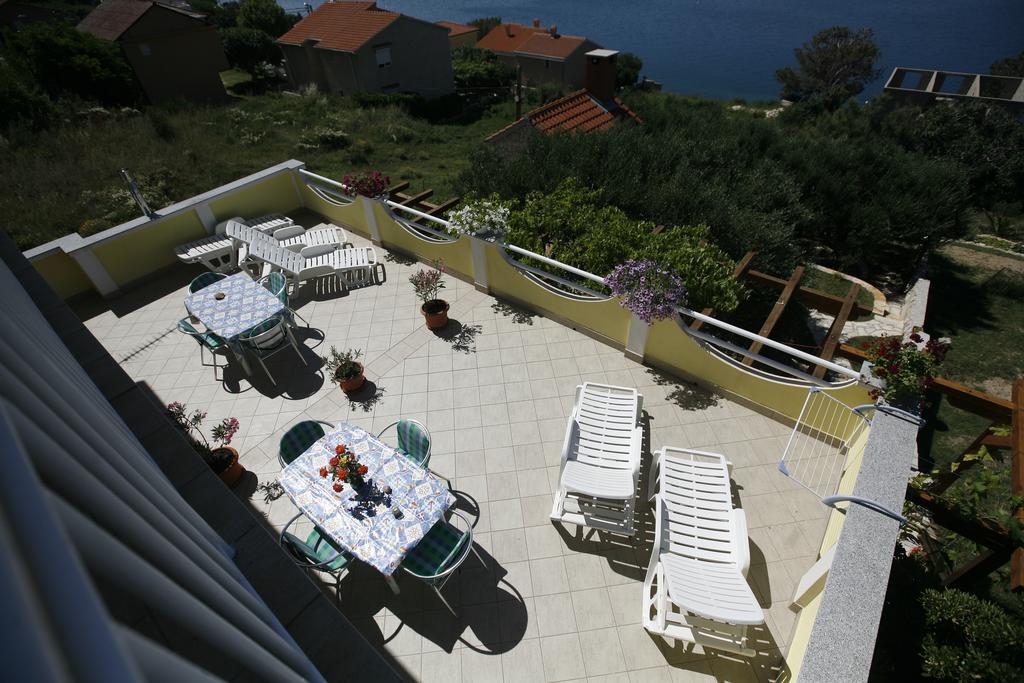 Apartments Roza Miškovići Extérieur photo