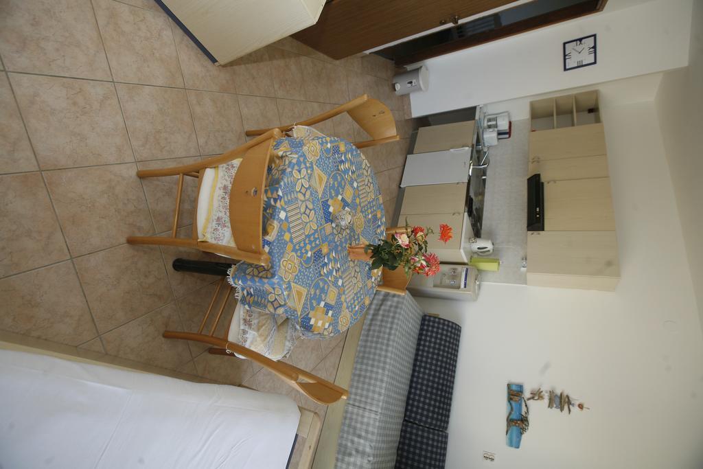 Apartments Roza Miškovići Extérieur photo