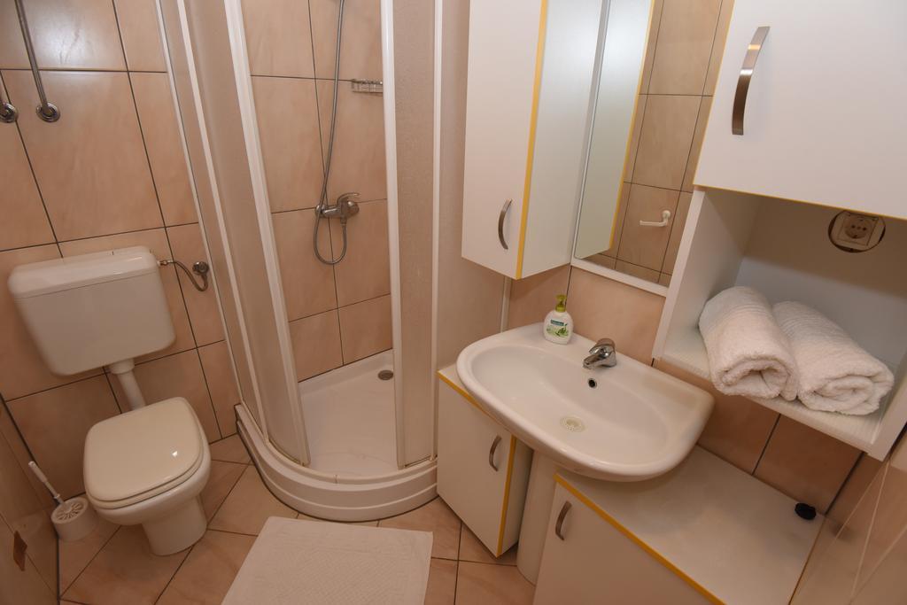 Apartments Roza Miškovići Extérieur photo